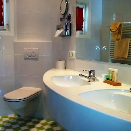 Seehotel Hoffmann Steindorf am Ossiacher See
