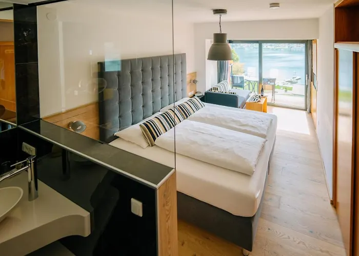 Seehotel Hoffmann Hotel Steindorf am Ossiacher See