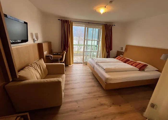 Seehotel Hoffmann Hotel Steindorf am Ossiacher See