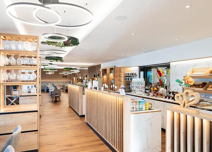 Seehotel Hoffmann Hotel Steindorf am Ossiacher See